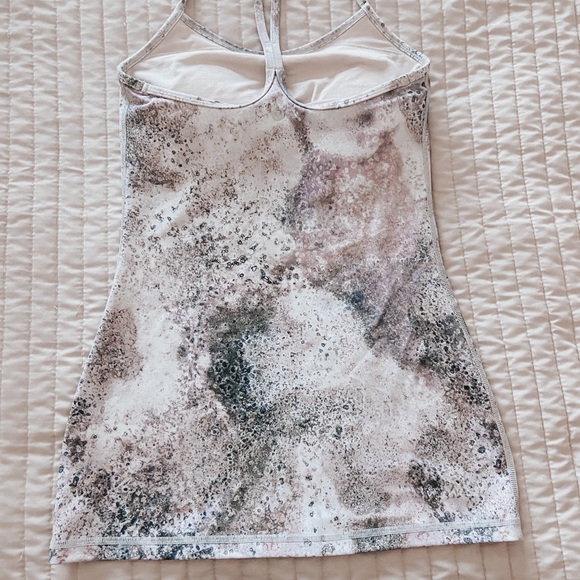 Lululemon Power Y Tank Top - Picture 2 of 4